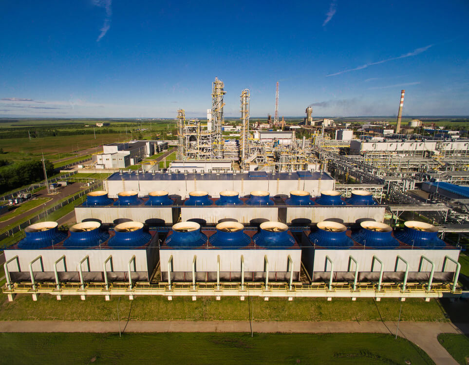 An aerial veiw of a fertilizer production plant that uses rotating equipment, sourced by Arroyo Process Equipment
