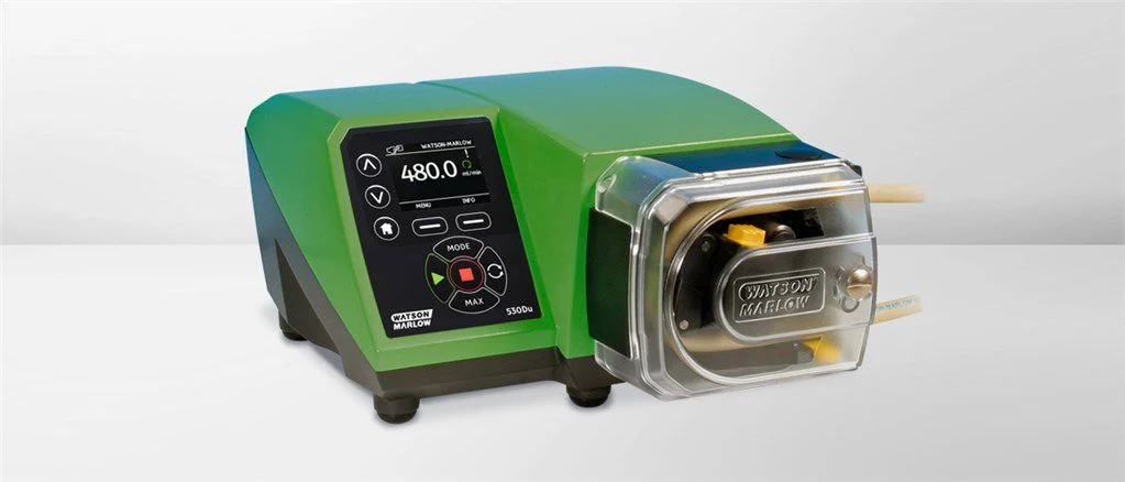 Watson Marlow 530 Series peristaltic pump, featuring a green and black design with an intuitive digital interface. Ideal for precise dosing of chemicals and fluids in wastewater treatment applications, this pump offers accurate flow control and resistance to chemical corrosion.